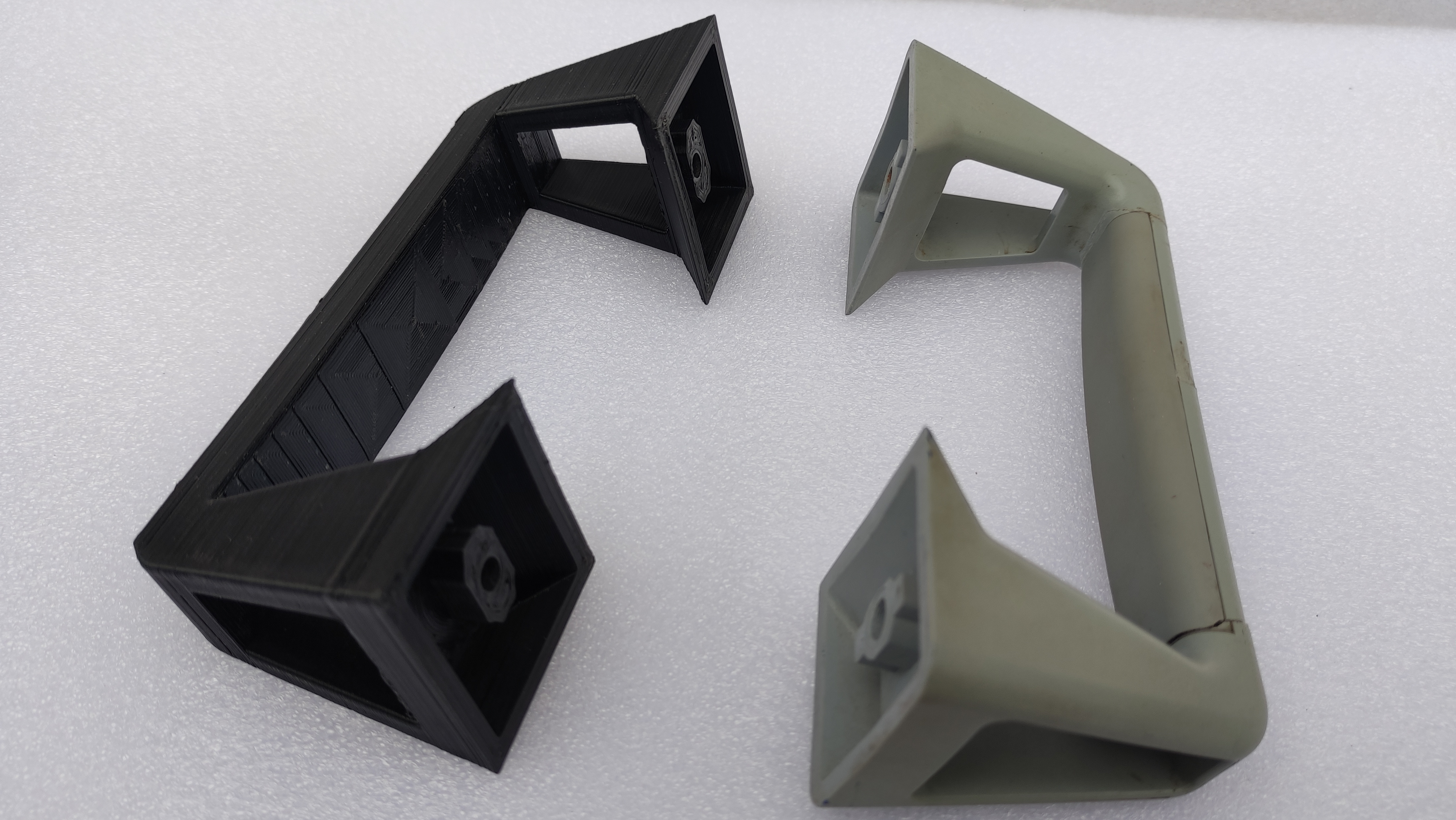 3D печать рукояток кейса для нивелира